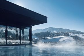 Das große Highlight: Der beheizte Infinity-Pool.