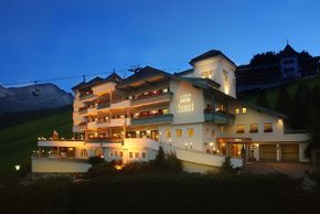 Detaillierte Infos zur Unterkunft Kronplatz-Resort Hotel Kristall