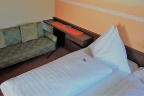 Doppelbettzimmer