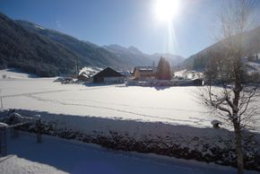 Ausblick vom Balkon auf die Radstädter Tauern
