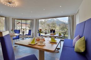 Frühstücksraum mit Blick zum Wilden Kaiser