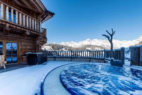 Whirlpool Schmankerlchalet im Hüttendorf Maria Alm