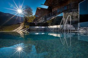 Infinitypool im Hüttendorf