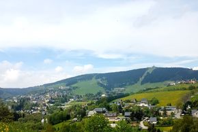 Blick auf Oberwiesenthal im Sommer