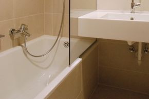 Badezimmer im Familienappartement