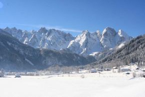 Blick auf das idyllische Gosau