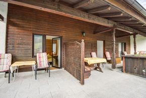 Teil der Terrassen in der Pension Gulla