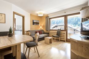 Dreizimmerwohnung - Wohnzimmer