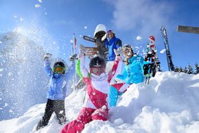 Spaß im Schnee - Familien Skirulaub Tirol