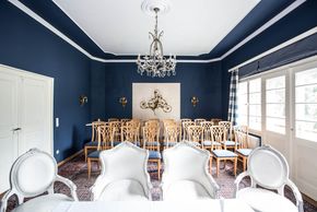 Blauer Salon im Jagdhaus