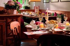 Frühstücken im Schloss