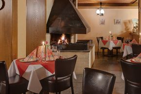 Schlossberghotel Oberhof, Kaminstube