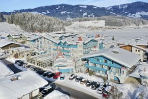 Schlosshotel Lacknerhof****S