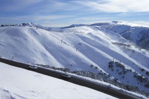 Addicted to scenic views? Why not see the Alps from the air during a spectacular flight with the Heli-Link?