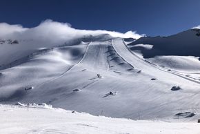 The slopes on the glacier still offer the best conditions in spring.