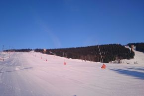 Slopes No. 4 and 8 are perfectly suited for newcomers and beginners.