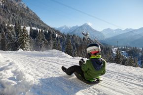 On the natural toboggan run you can whizz down into the valley.