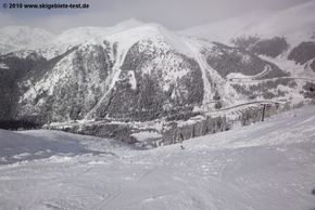 View of the valley and the road towards Loveland Pass.