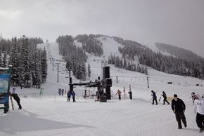 Exhibition Lift leads to the easy runs Wrangler, Chisholm-Trail and Sundance.