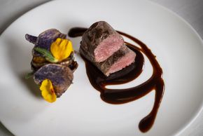 In See, the Weisses Lamm provides culinary highlights.