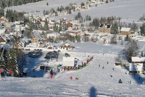 The downhill run has a medium degree of difficulty.