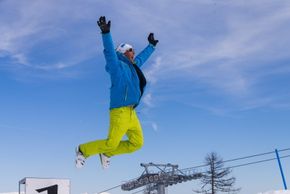 Enjoy fantastic slopes and a great atmosphere at Goldeck Resort!