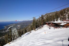 Lakeview Lodge at Aerial Tramway's top station offers its guests a sun terrace with a great view of Lake Tahoe.