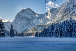 Information about the ski resort Karwendelbahn Pertisau at Lake Achensee