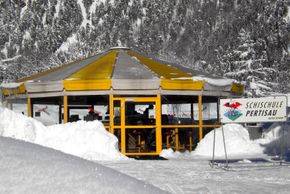 Information about the ski resort Karwendelbahn Pertisau at Lake Achensee