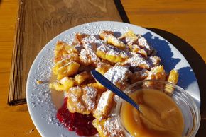 The Kaiserschmarrn at the Naturfreundehütte is delicious.
