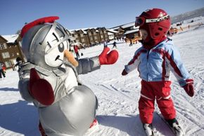 At Adventure Area, children have fun at the Snowman Castle.