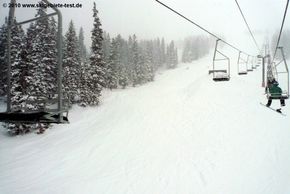 Turtle Creek run underneath Roulette chairlift.