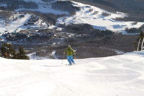 The mountains boast spectacular views.