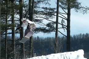 Ski Sapphire Valley Snowboard...