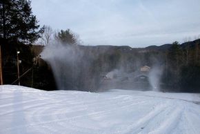 Ski Sapphire Valley - Making Snow