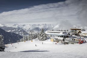 Information about the ski resort Hochoetz