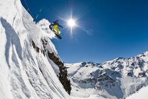 You've probably heard of it before: Valle Nevado offers excellent heli-skiing, which is relatively cheap compared to other ski resorts in the western hemisphere.
