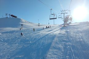 Ein Großteil der Pisten sind im Skigebiet zurecht nur blau oder grün markiert.