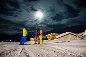 Jeden Donnerstag ist Nachtskifahren möglich.