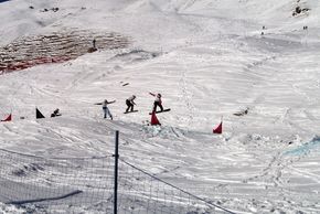 Boarder Cross zur Snowboard WM!