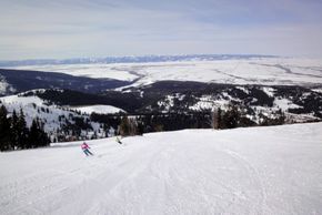 Im Westen der Teton Mountains gelegen, bietet Grand Targhee einen traumhaften Ausblick auf den Grand Teton Nationalpark.