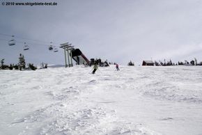Auf der mittelschweren Crazy Horse Abfahrt am Dreamcatcher Lift!