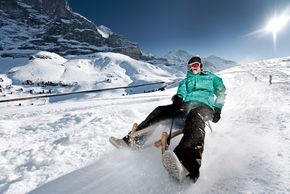 In Grindelwald und Wengen gibt es mehrere Rodelbahnen.