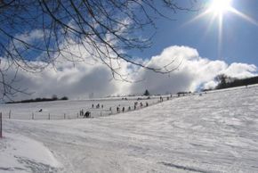 Kaiserwetter und verschneite Hänge - tolle Bedingungen für einen Skitag!