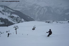 Abfahrt 4 von der Piste 6/8 abzweigend!