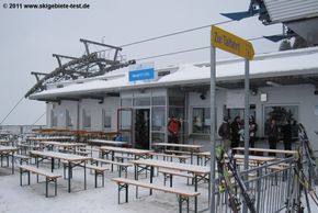 Wedelstube an der Mittelstation der Gondelbahn!