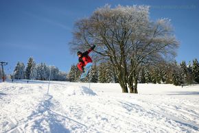 Auch geübte Wintersportler können sich im Skigebiet Eschenberg an neuen Herausforderungen versuchen.