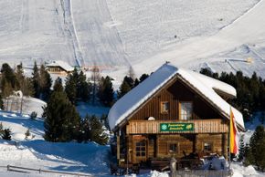 Die Zirbenhütte, hier kann man auf Vorbestellung Käsefondue oder Raclette bestellen!