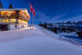 Bergrestaurant Chrüz bei Nacht