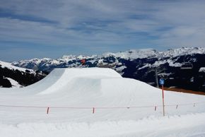 Die Jumps sind bis zu 13 Meter hoch